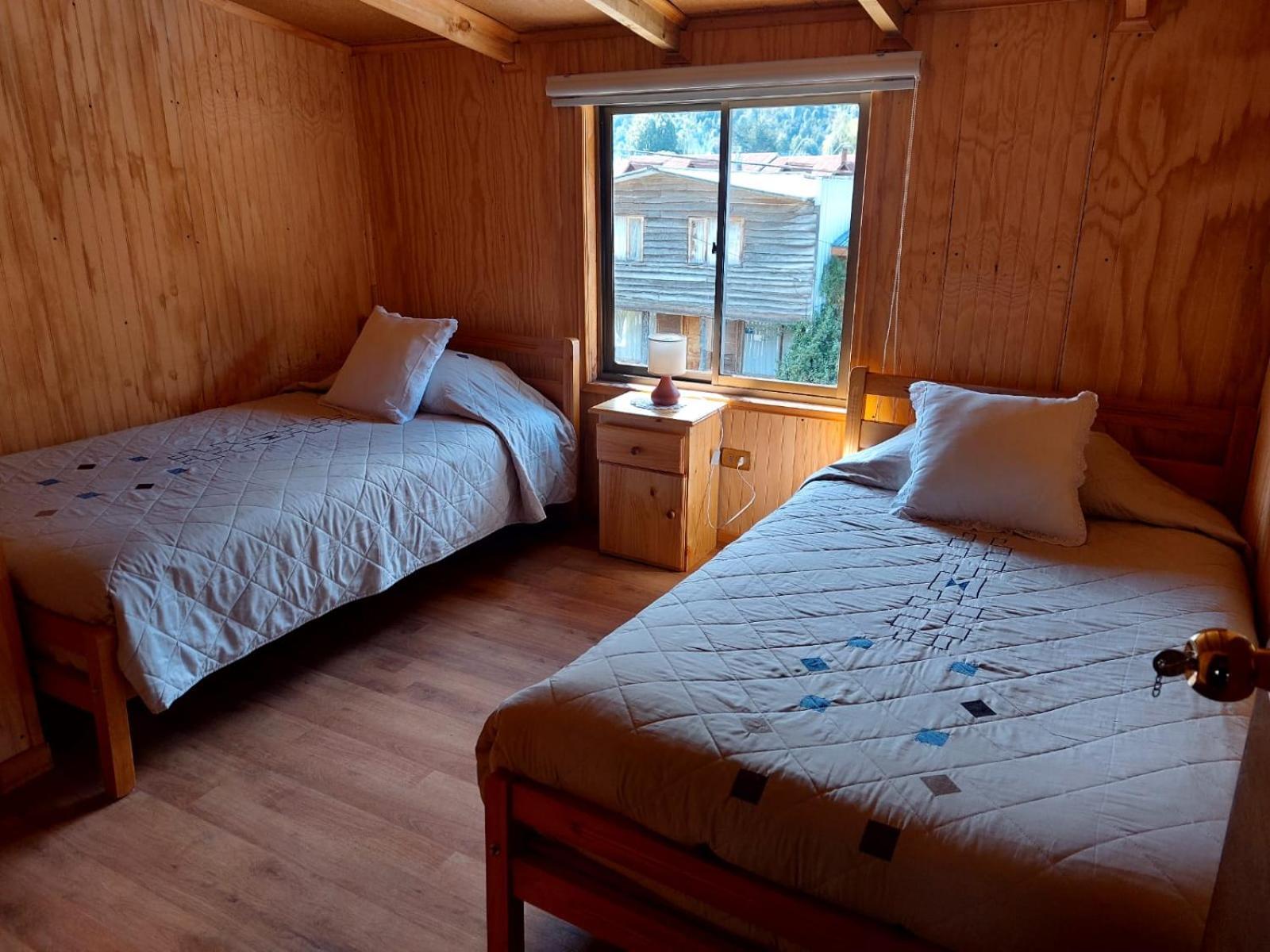 Hostal Y Cabanas Ventisquero Puerto Puyuguapi Exteriér fotografie