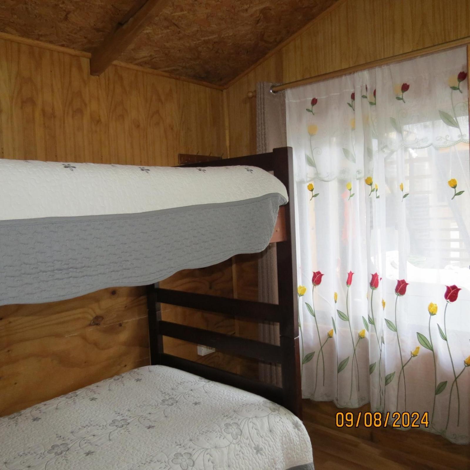 Hostal Y Cabanas Ventisquero Puerto Puyuguapi Exteriér fotografie