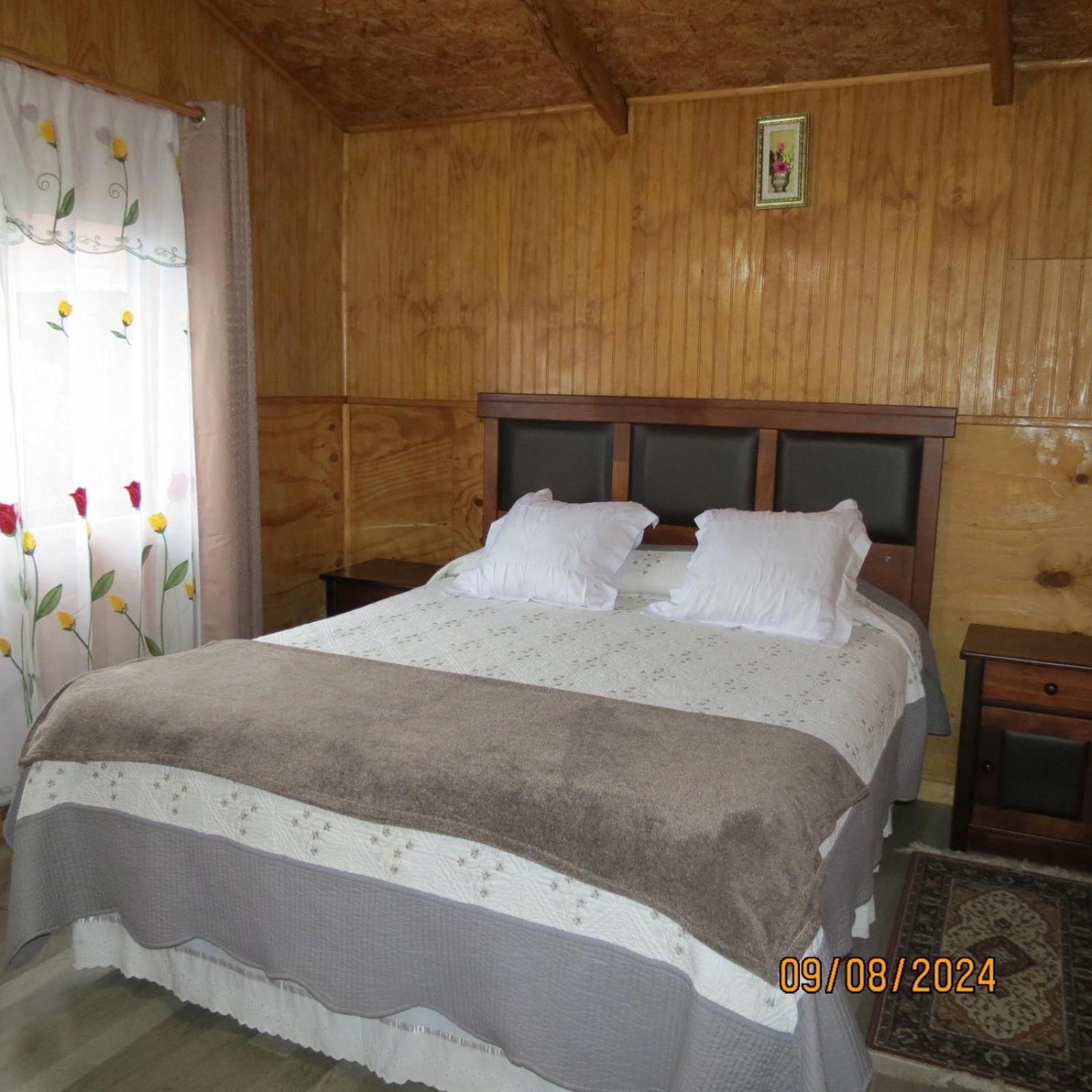 Hostal Y Cabanas Ventisquero Puerto Puyuguapi Exteriér fotografie