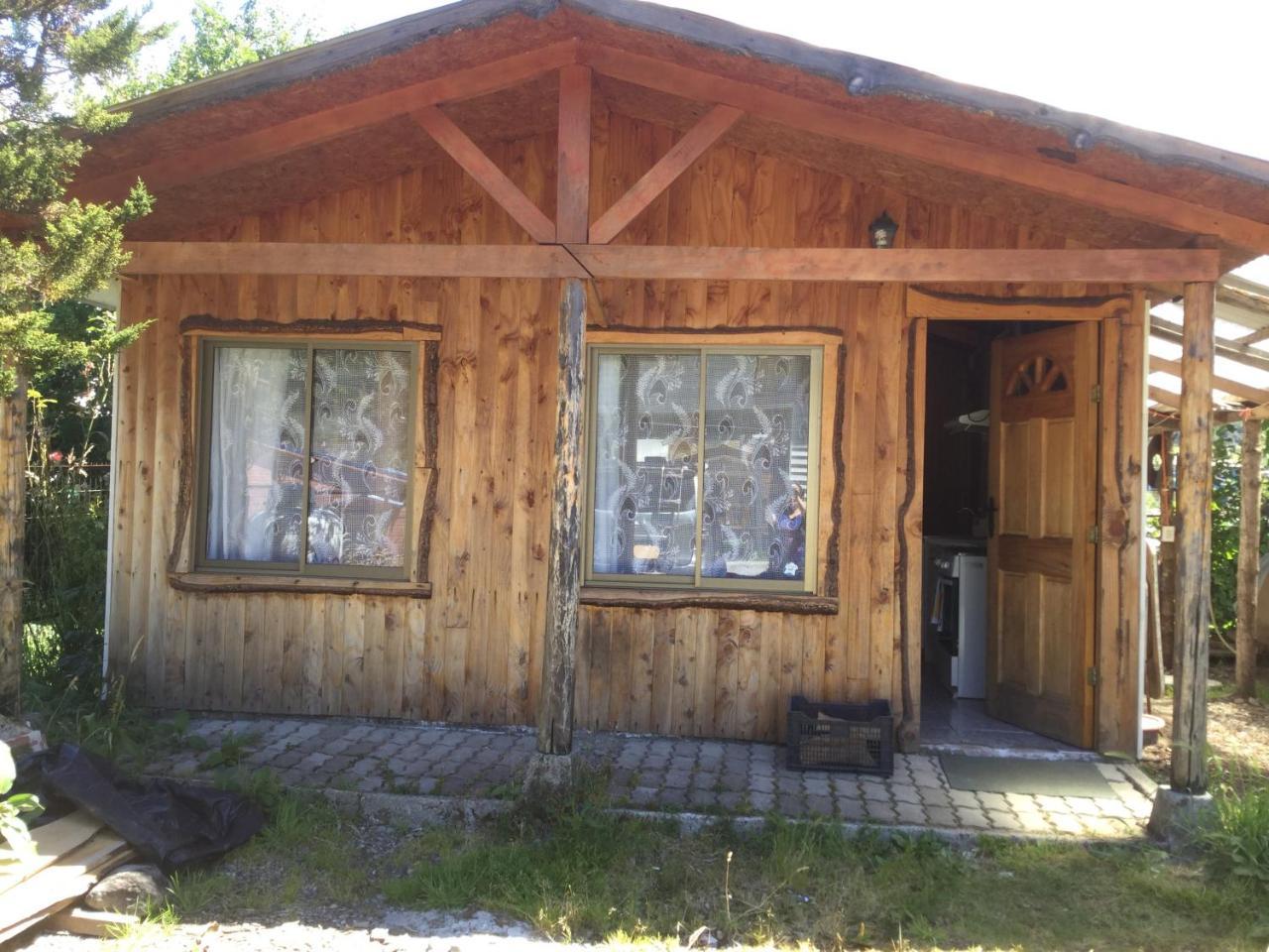 Hostal Y Cabanas Ventisquero Puerto Puyuguapi Exteriér fotografie
